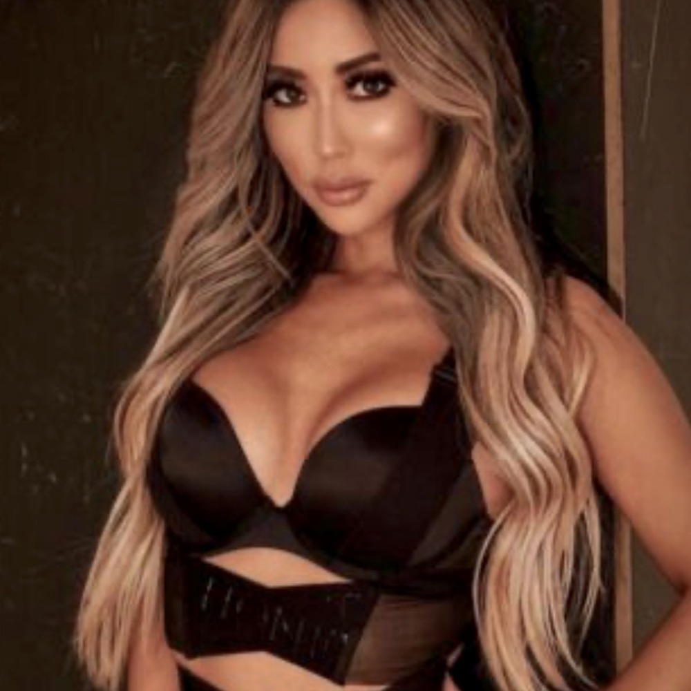 ♡BRAND NEW ICONIC HB™ ☆Alexis☆ Longline Contour Push-Up Bra♡ FLAWLESS♡ Size 32A♡